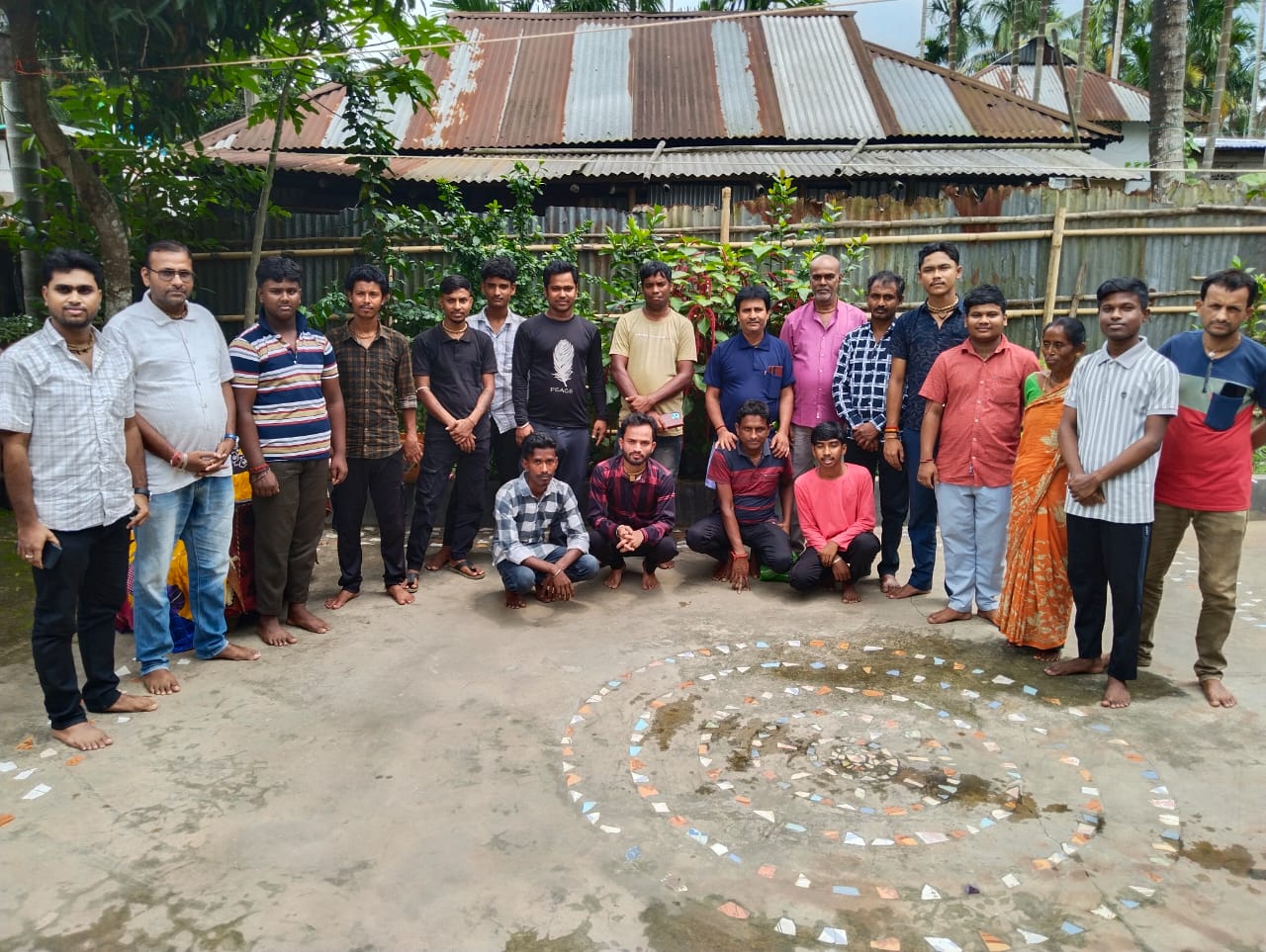 (19/06/2026 ইং) তারকব্রহ্ম কীর্তনীয়া শিল্পী সমিতি ধলাই জেলা কমিটির উদ্যোগে ৪৮ করমছাড়া বিধানসভার অন্তর্গত সকল কীর্তনীয়াদের নিয়ে ক্ষেত্র কমিটির গঠনের জন্য এক বিশেষ সভা অনুষ্ঠিত হয়।